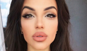 Mia Francis - Bio, Age, Height | Fitness Models Biography | instafitbio.com