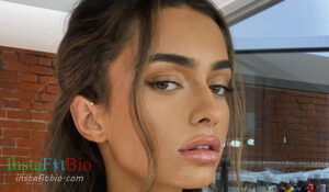 Sophia Chugranis - Bio, Age, Height, Wiki Models Biography