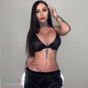 Sarah Sinclair Wallpapers InstaFitBio 3