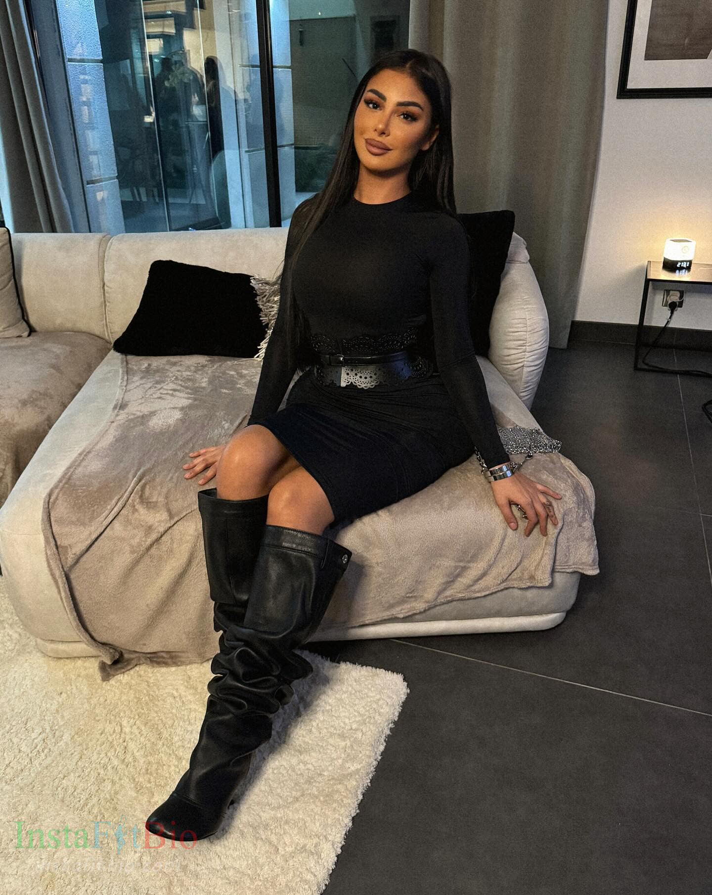 Maeva Ghennam Wallpapers InstaFitBio (6)