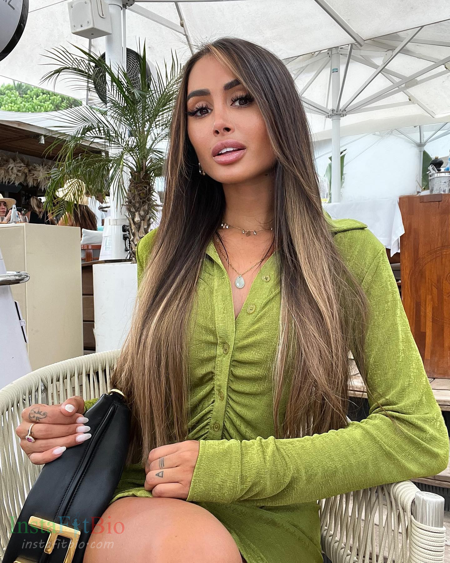 Oceane El Himer Wallpapers InstaFitBio (4)