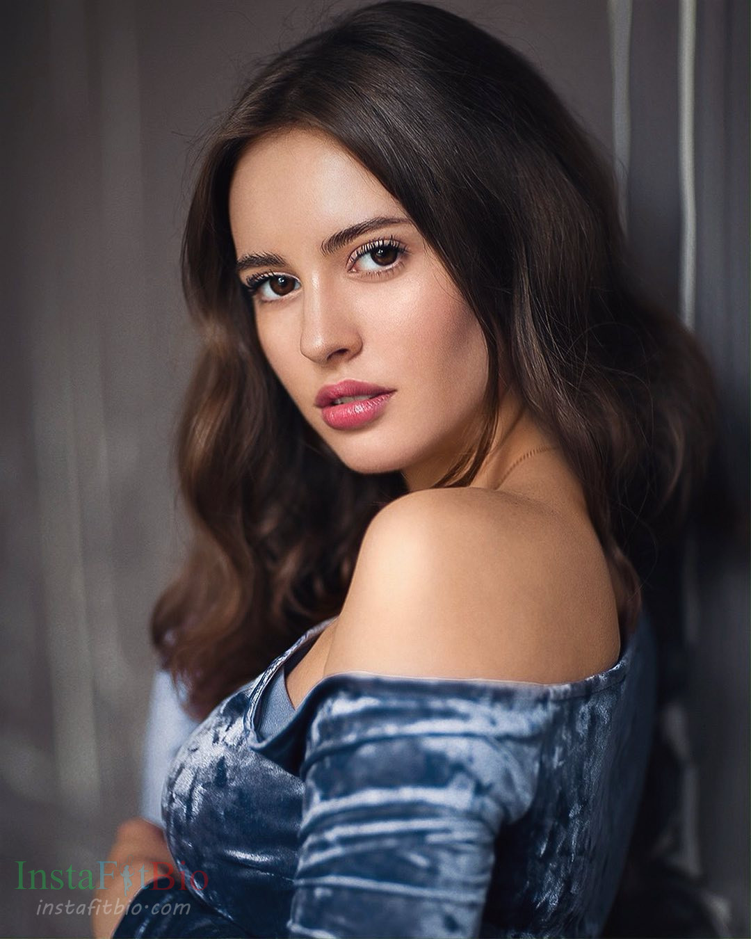 Olga Seliverstova Wallpapers InstaFitBio (3)