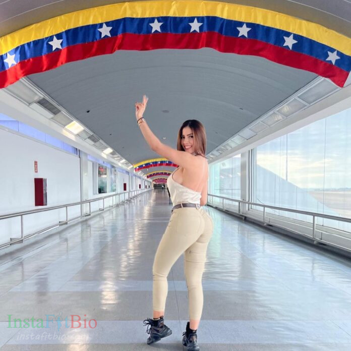 Valentina Ribeiro - Bio, Age, Height | Models Biography