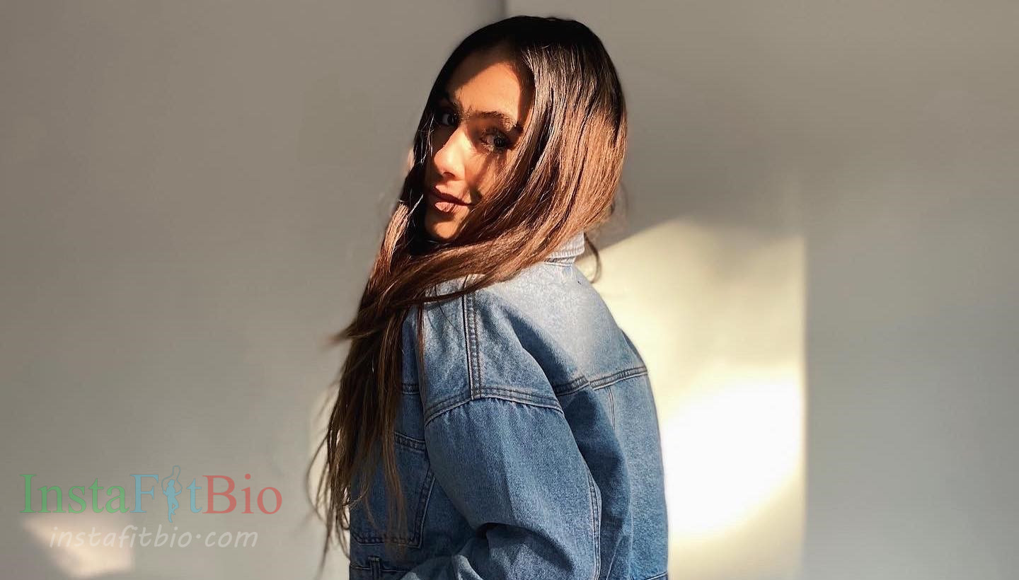 Alessia Pizarro Wallpapers InstaFitBio (6)