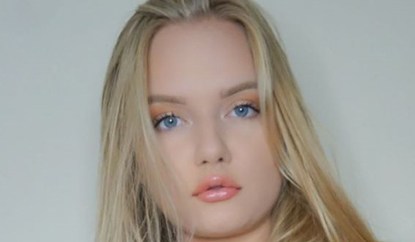Model angelica maria Angelica Ggx: