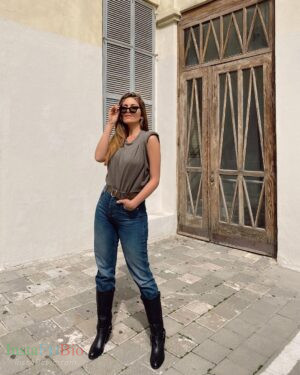 Dana Zarmon - Bio, Age, Height | Models Biography