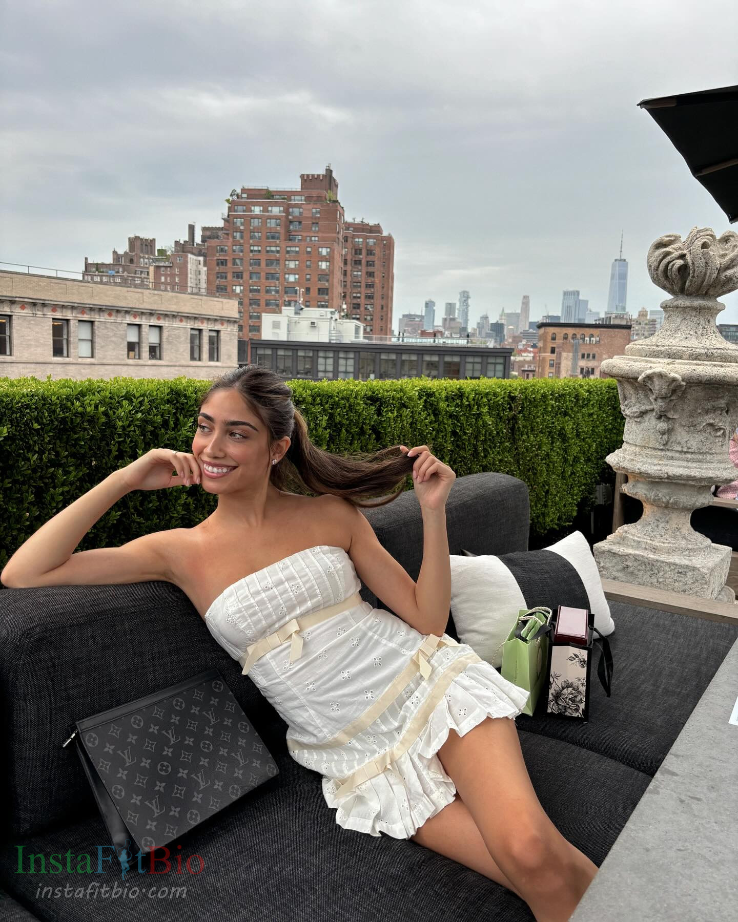 Liz Itach Wallpapers InstaFitBio (4)