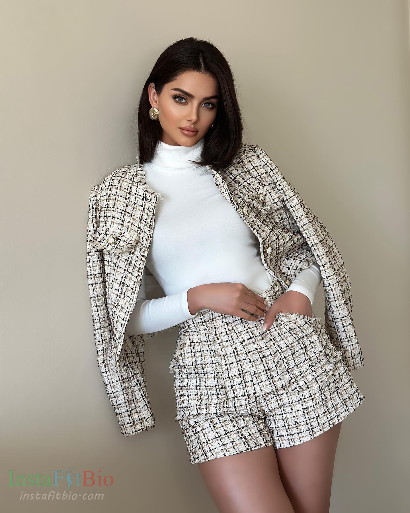 Mahlagha Jaberi Wallpapers InstaFitBio (2)