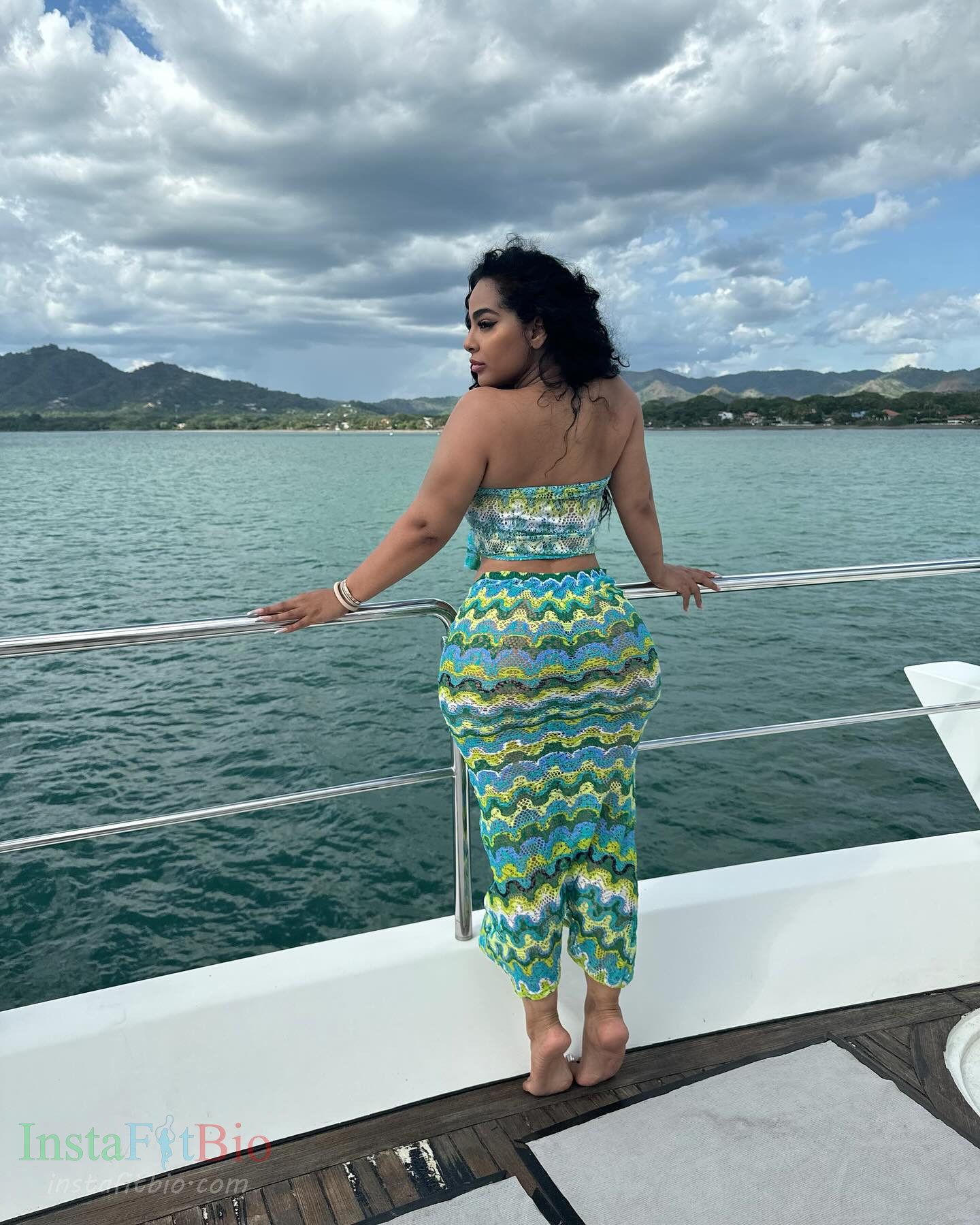 Ayisha Diaz Wallpapers InstaFitBio (8) Ayisha Diaz Wallpapers InstaFitBio (8)