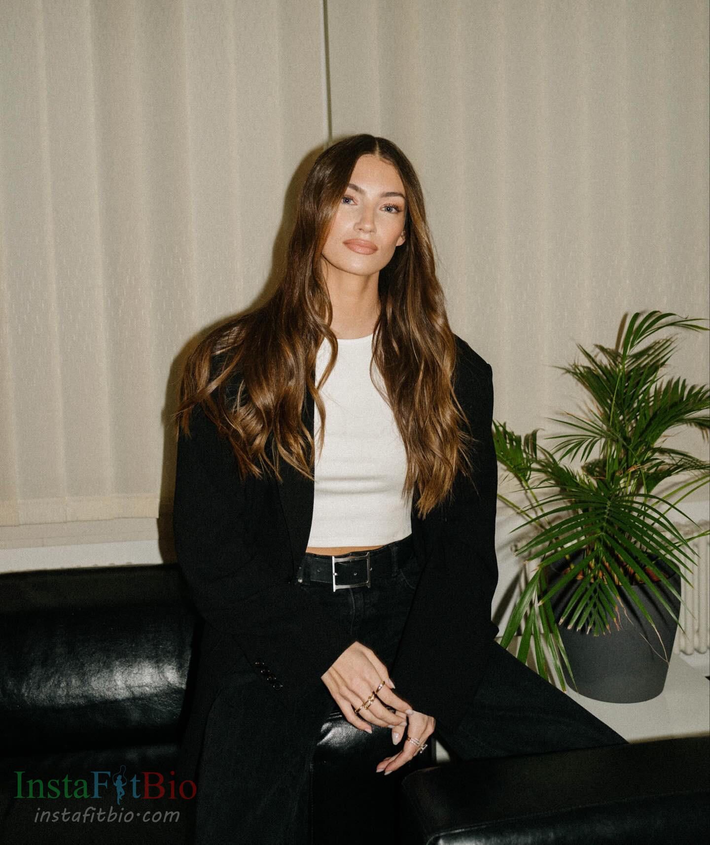 Lorena Rae Wallpapers InstaFitBio (4)