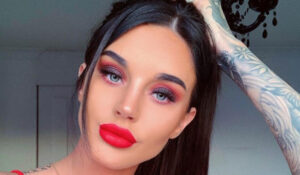 Itslaurendotcom - Bio, Age, Height | Models Biography