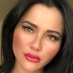 Aurore Pariente InstaFitBio