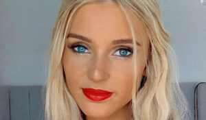 Cassie Roberts InstaFitBio | Models Biography