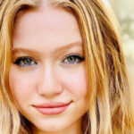 Abigail Zoe Lewis InstaFitBio