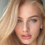 Anna Stock InstaFitBio