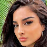 Hira Shayk InstaFitBio
