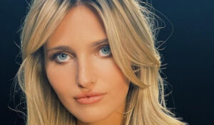 Lindsay Elise - Bio, Age, Height | Models Biography