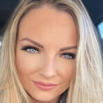 Lindsay Lynch InstaFitBio
