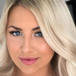 Melanie Clarke InstaFitBio
