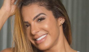 Monique Rizzeto - Bio, Age, Height | Models Biography