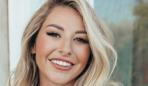 Bailey Powell - Bio, Age, Height, Wiki Models Biography