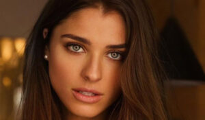 Stella Stegmann - Bio, Age, Height, Wiki | Models Biography