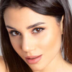 Julia Magrone InstaFitBio
