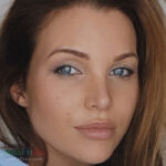 Helen De Muro InstaFitBio