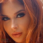 Renee Olstead InstaFitBio