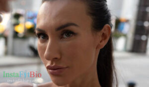 Super Molly - Bio, Age, Height, Wiki, 😍 | Models Biography