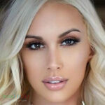 Bella Vega InstaFitBio