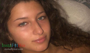 Scarlet Birkas - Bio, Age, Height, Wiki, | Models Biography