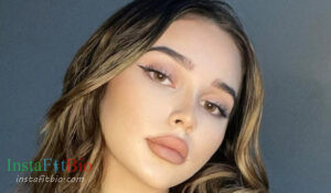 Tayler Hills - Bio, Age, Height, Wiki, 😍 | Models Biography