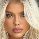 Kaylyn Slevin #InstaFitBio