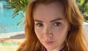 Scarlett Jones - Bio, Age, Height, Wiki Models Biography