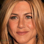 Jennifer Aniston #InstaFitBio