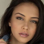 Jessica Albanka #INstaFitBio