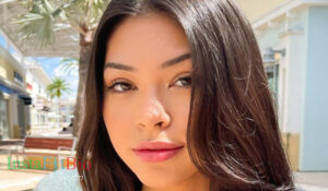 Aishah #InstaFitBio | Models Biography