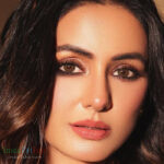 Hina Khan #InstaFitBio