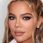 Khloé Kardashian #InstaFitBio