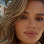 Chloe Lloyd #InstaFitBio