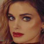 Ashley Newbrough #InstaFitBio