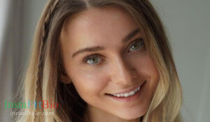 Mini Lilly #InstaFitBio | Models Biography