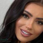 Megan Riley Booth #InstaFitBio