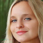 Sam Schnur #InstaFitBio