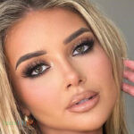 Phoebe Isobel #InstaFitBio