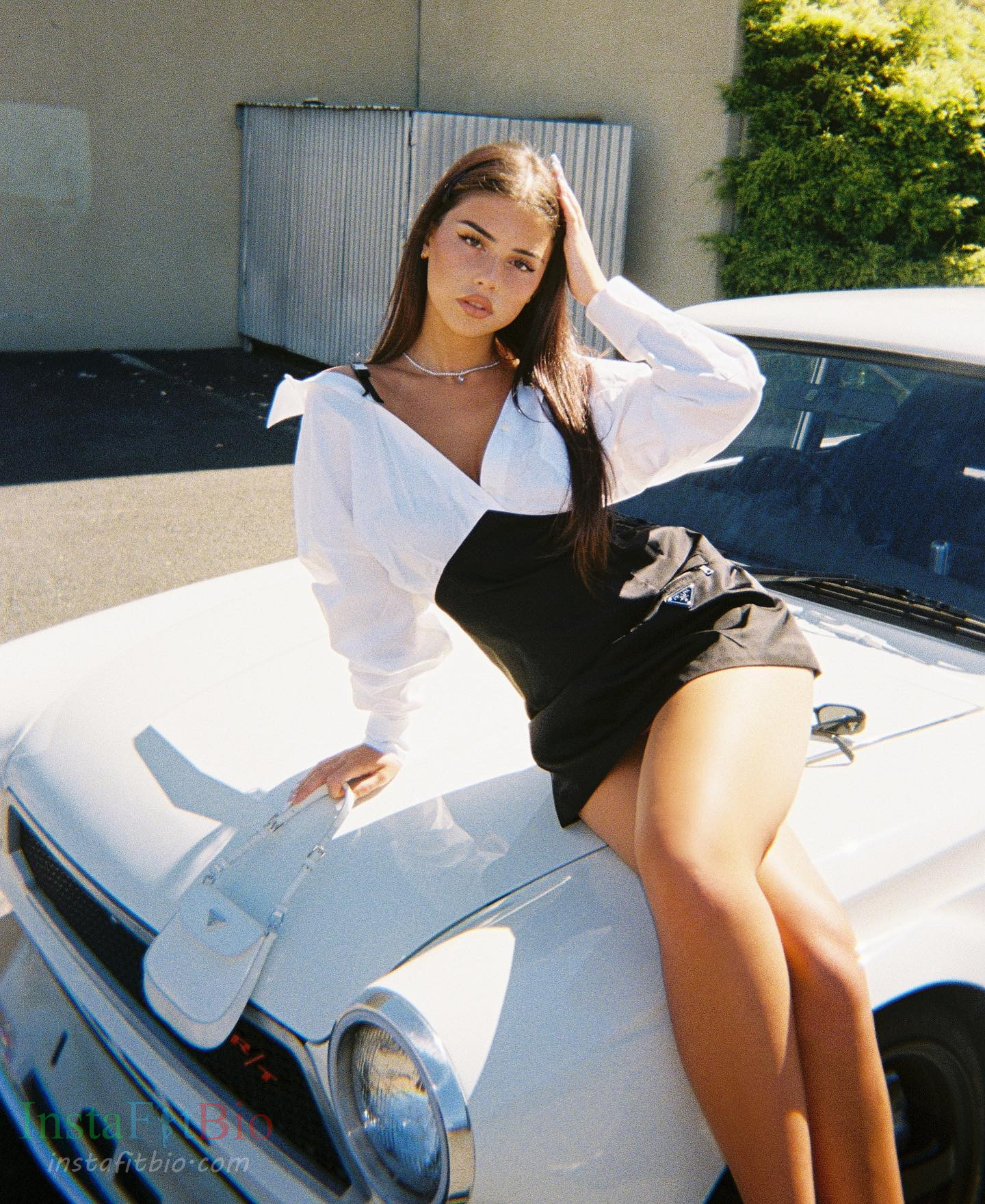 Leah Halton Wallpapers InstaFitBio (7)