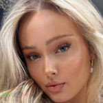 Thea Thompson #InstaFitBio
