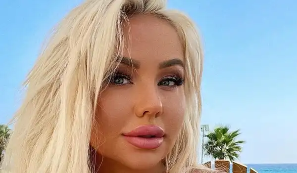 Amanda Breden #InstaFitBio